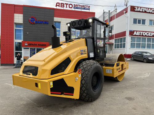 грунтовый каток xgma xg614h