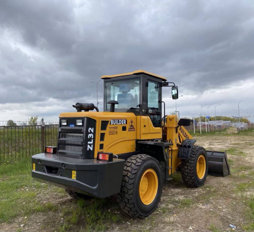 фронтальный погрузчик builder zl32